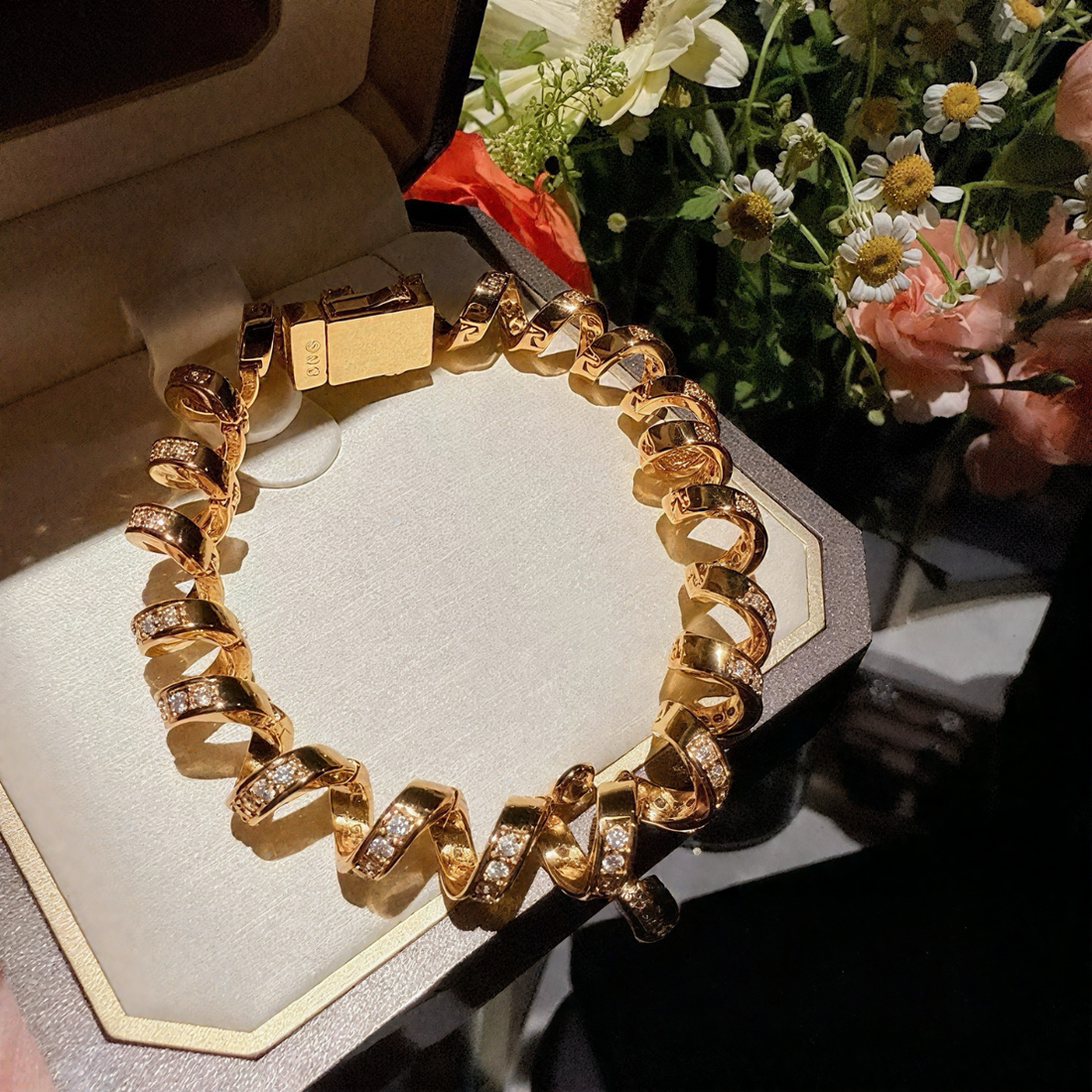 18K gold plated bracelet