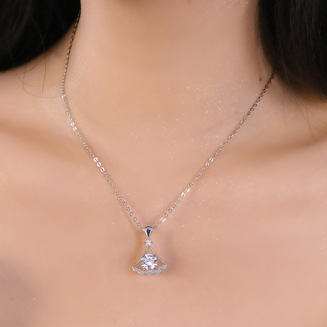 Sparkling Gemstone Collarbone Necklace | 18K Gold Plated