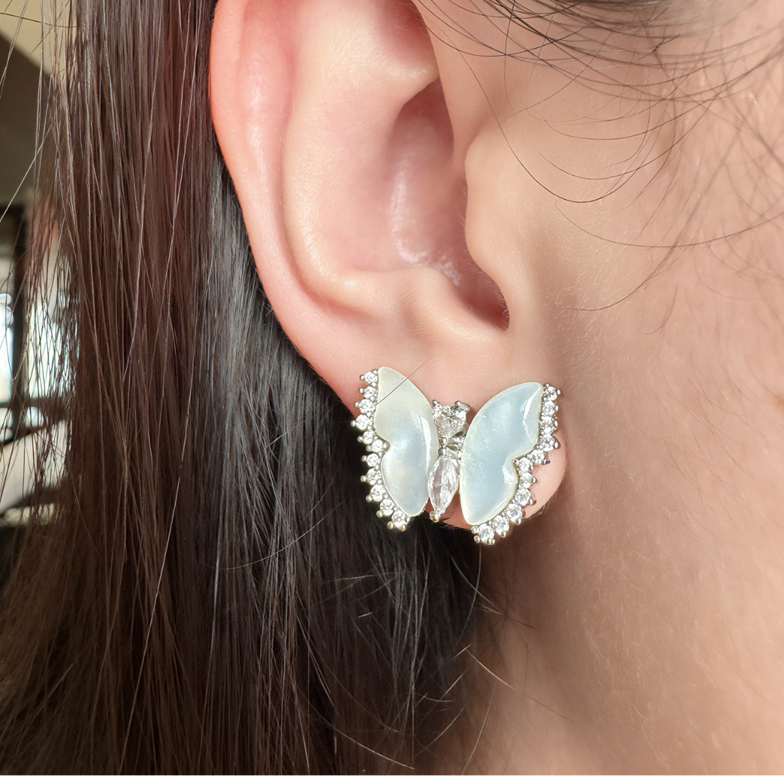 Mother-of-Pearl Butterfly Zircon Earrings