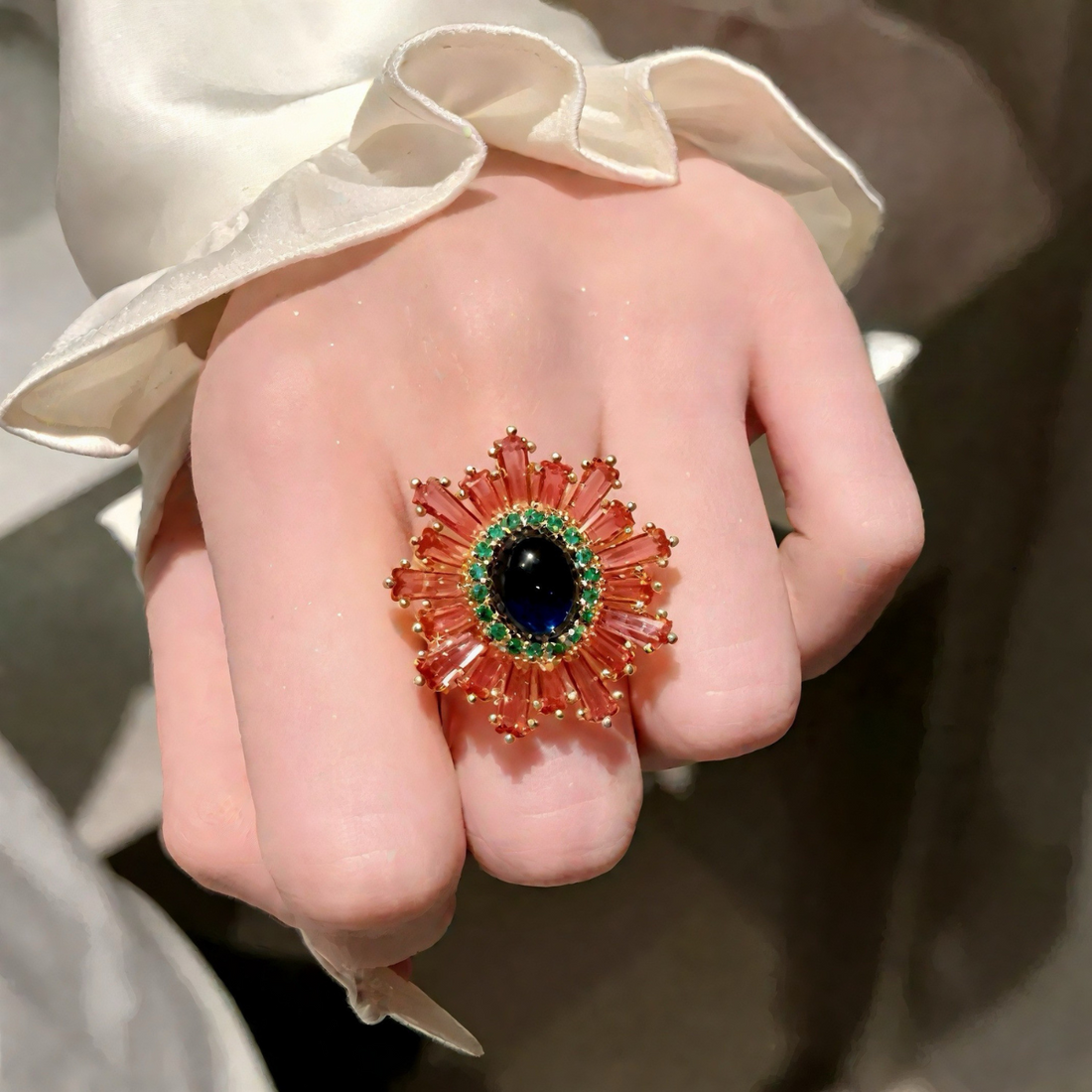 Deerora 18K Gold-Plated Pomegranate Zircon Daisy Ring